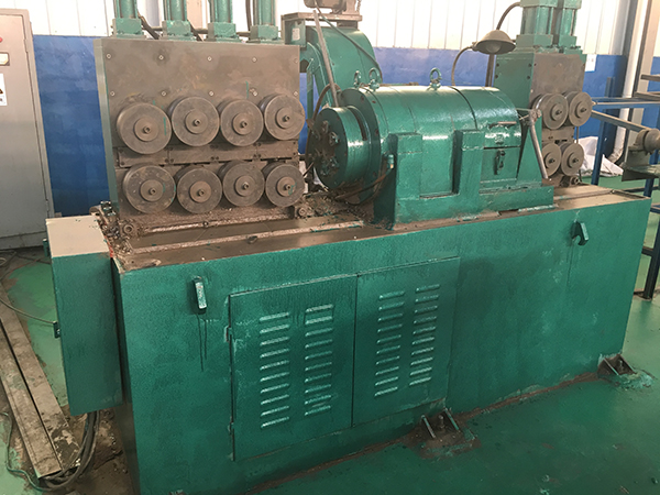 80B centerless lathe